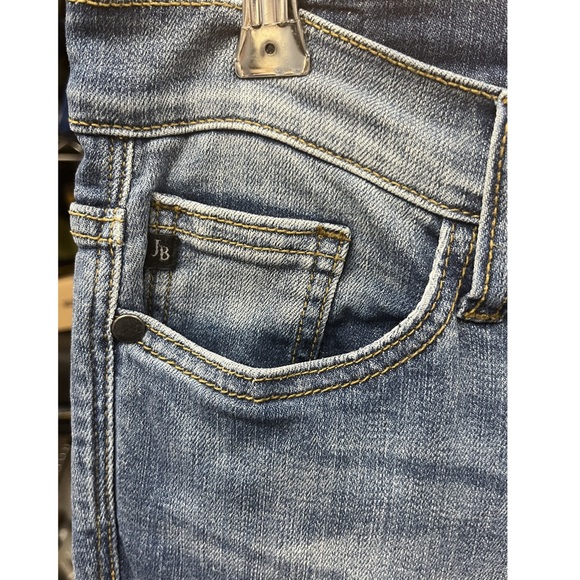 Judy Blue High Rise Distressed Skinny Jeans
Size 9/29 - Picture 4 of 6